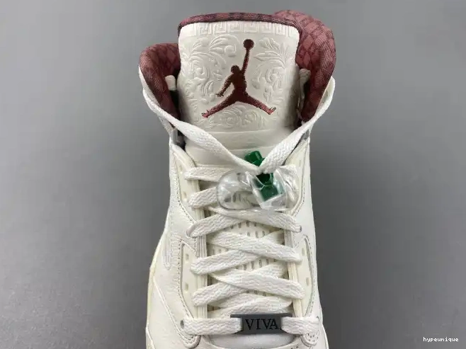 HYPE Air HF8833-100 Grito El Jordan 5 0607